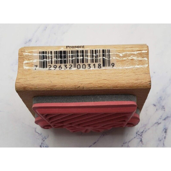 Sarah Beise Rubber Stamp Gift Box Present with Bow Wood Mounted Rubber Stamp - Picture 2 of 7